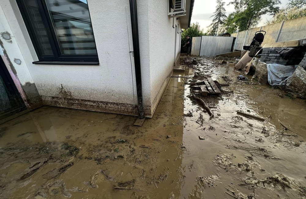 FOTO: Príroda ukázala na Považí svoju silu. Zatopené domy, cesty aj zničená úroda v okolí Skalky nad Váhom, foto 1