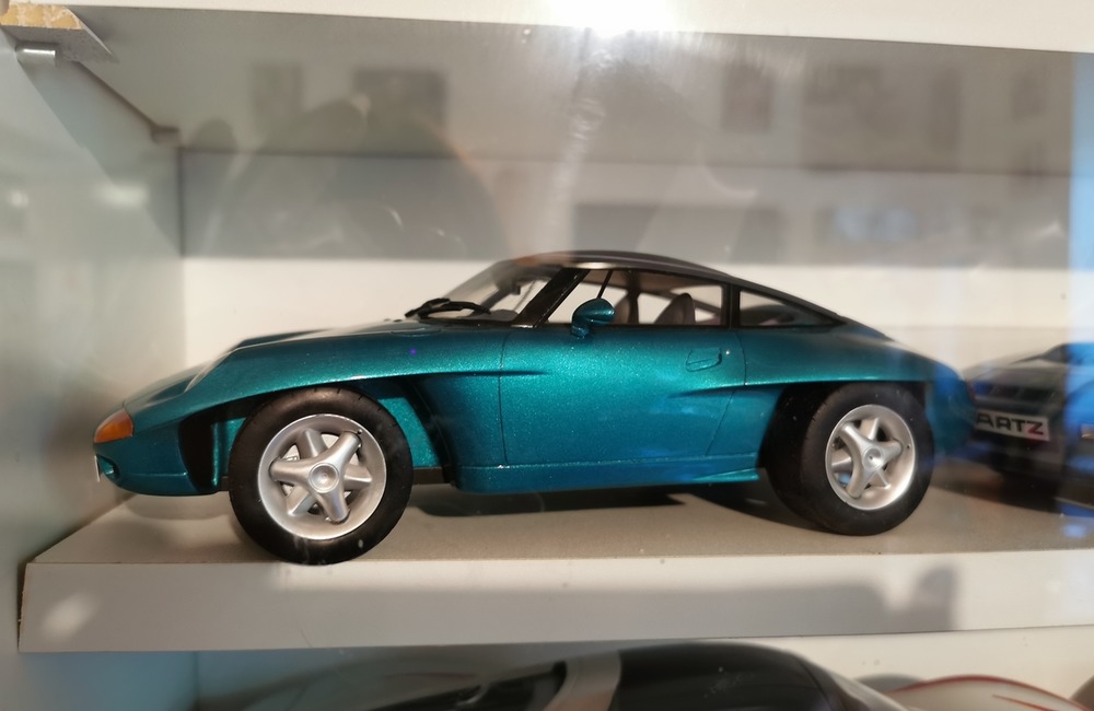 FOTO: Láska menom Porsche. Najväčší slovenský zberateľ má doma takmer 500 modelov ikonických áut, foto 1