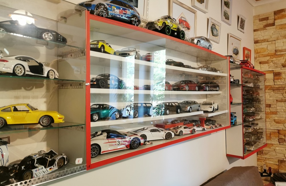 FOTO: Láska menom Porsche. Najväčší slovenský zberateľ má doma takmer 500 modelov ikonických áut, foto 8