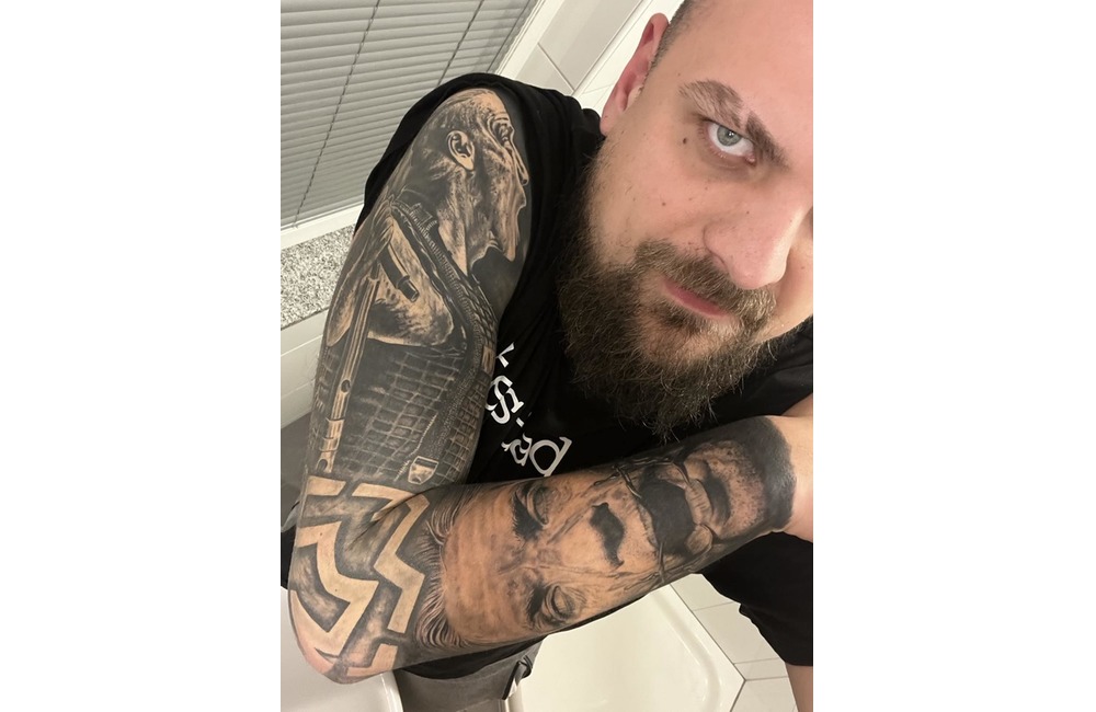 FOTO: EXKLUZÍVNE: Toto je najväčší slovenský fanúšik Rammstein. Neskutočné, čo pre nich urobil!, foto 11