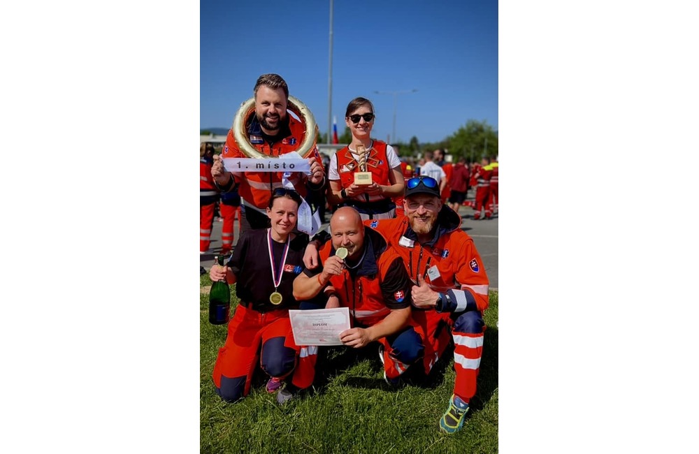 FOTO: Víťazstvo záchranárov z OZ Emergency support na medzinárodnej súťaži, foto 1