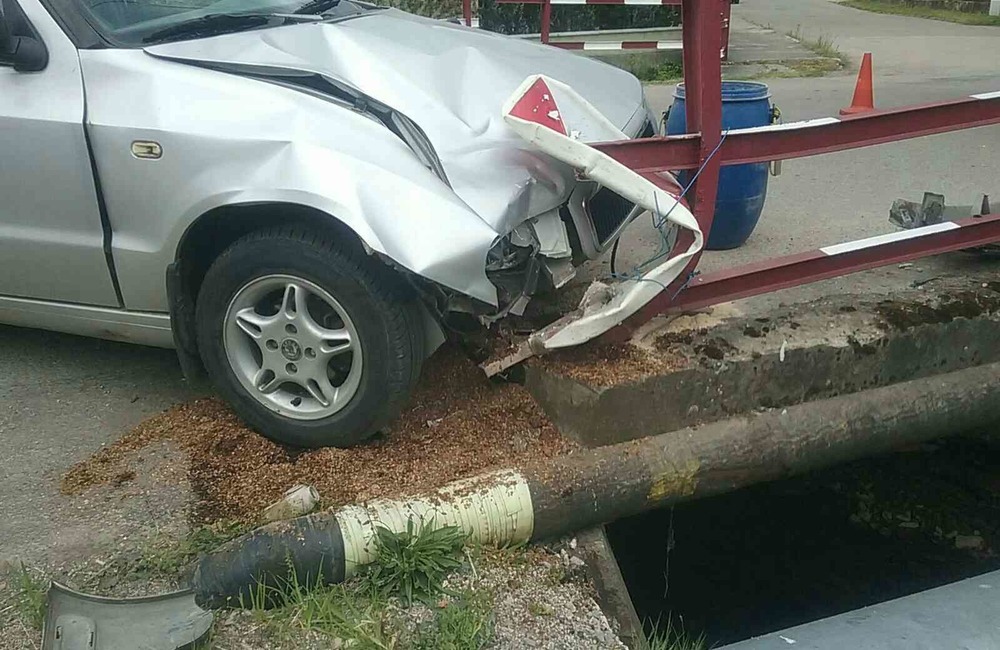 FOTO: Hasiči z Trenčianskeho kraja zabránili v máji takmer pol miliónovým škodám, foto 3