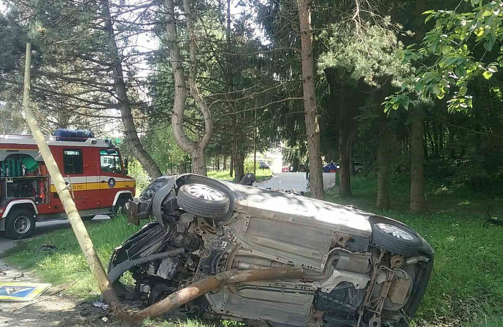 FOTO: Hasiči z Trenčianskeho kraja zabránili v máji takmer pol miliónovým škodám, foto 7