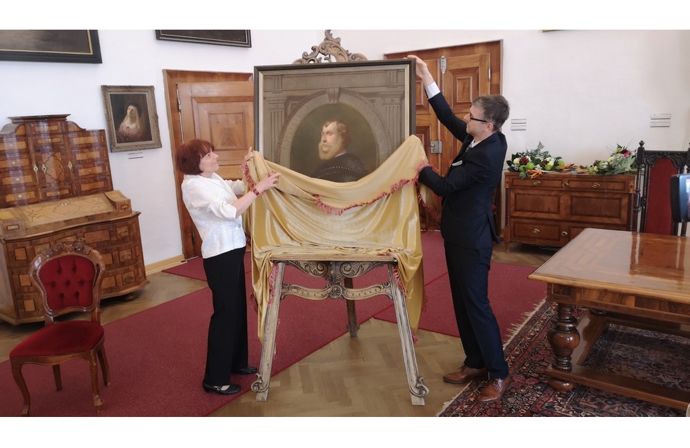 FOTO: Do zámku v Bojniciach sa vrátil gróf Pálffy. Múzeum za jeho portrét zaplatilo 8-tisíc dolárov, foto 8