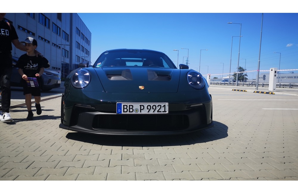 FOTO: Pocta pre najväčšieho fanúšika Porsche: Od modelov k skutočným tátošom, foto 8