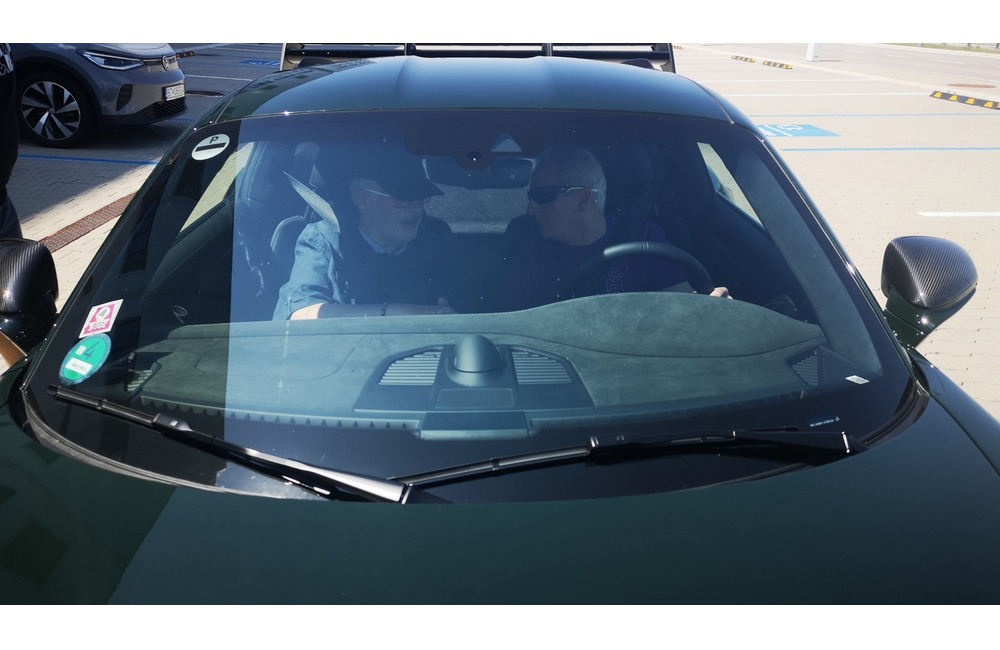 FOTO: Pocta pre najväčšieho fanúšika Porsche: Od modelov k skutočným tátošom, foto 9