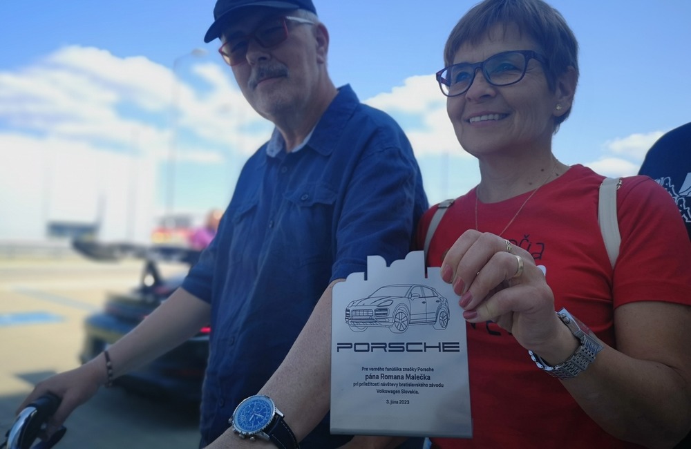 FOTO: Pocta pre najväčšieho fanúšika Porsche: Od modelov k skutočným tátošom, foto 11