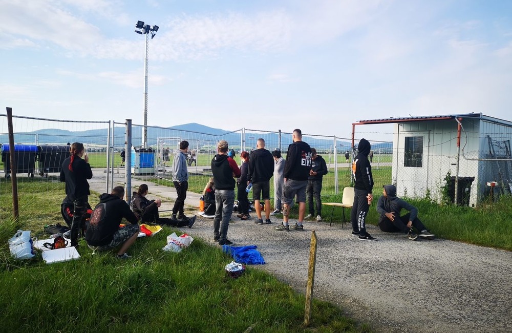 FOTO: Na koncert skupiny Rammstein v Trenčíne prichádzajú prví fanúšikovia, foto 3