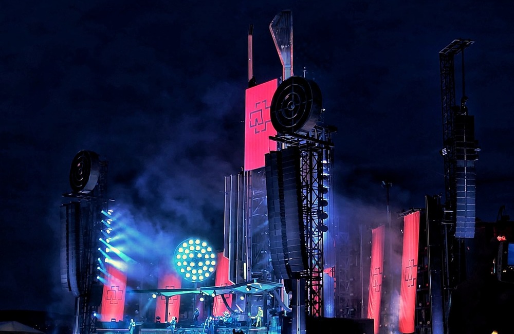 FOTO: Bombastické zábery z včerajšieho koncertu Rammstein v Trenčíne, foto 6