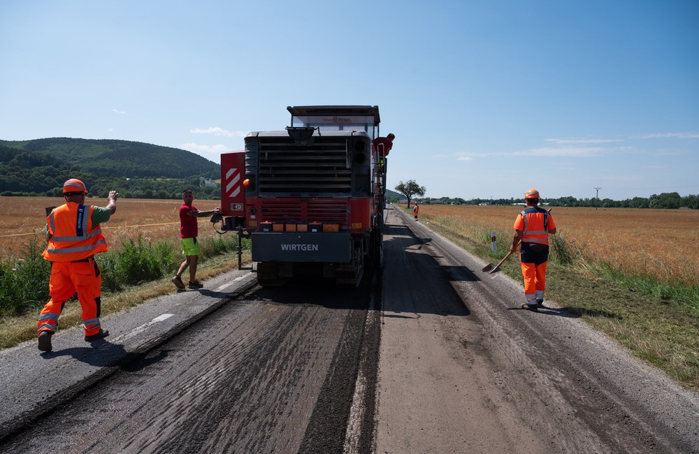 FOTO: Modernizácia ciest v Trenčianskom kraji je zahájená, foto 7