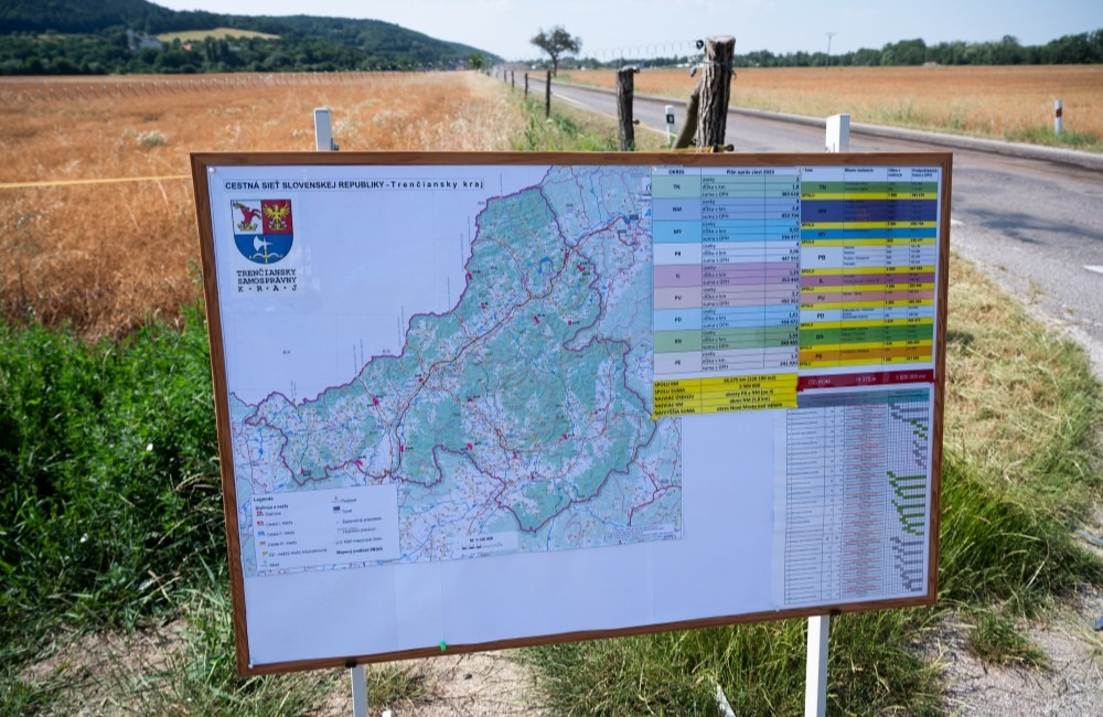 FOTO: Modernizácia ciest v Trenčianskom kraji je zahájená, foto 8
