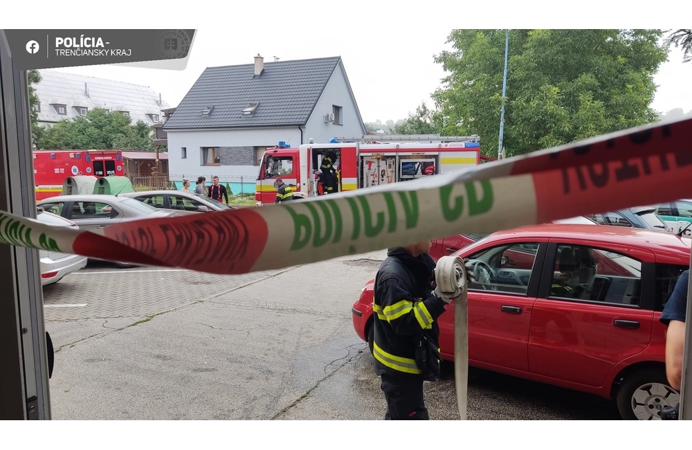 FOTO: Požiar bytovky v Dubnici nad Váhom, foto 2
