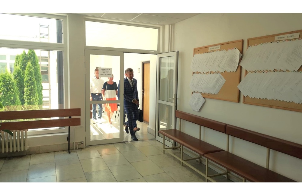 FOTO: Sudca Okresného súdu v Trenčíne poslal svata Moniky Jankovskej za mreže, foto 2