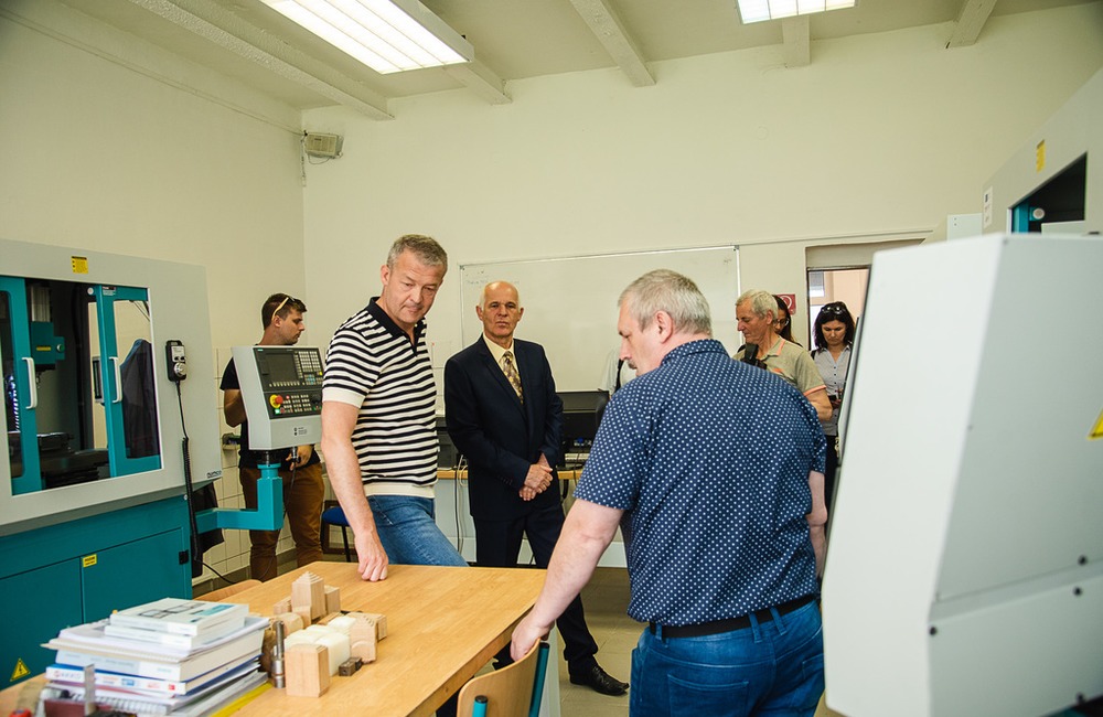 FOTO: Stredná odborná škola v Trenčíne sa dočkala modernizácie, foto 15
