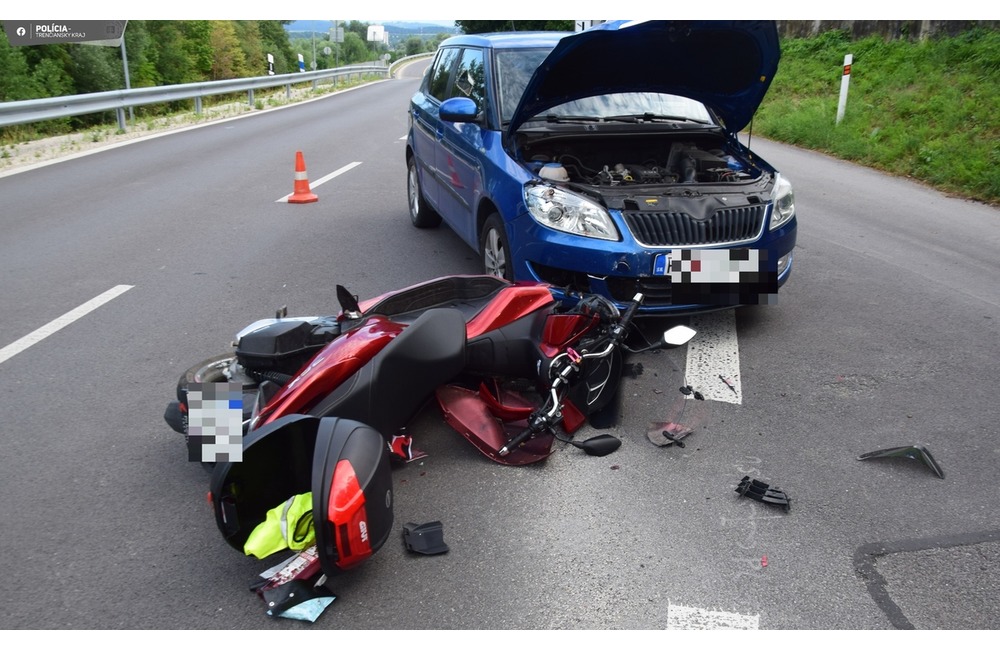 FOTO:  Nehoda v Považskej Bystrici, foto 1