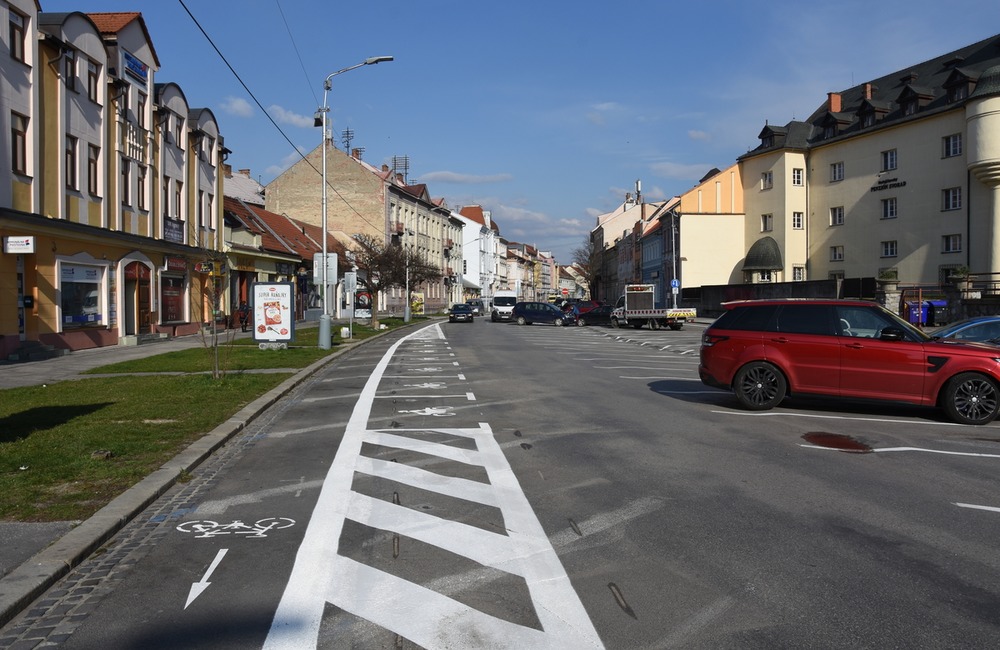 FOTO: Tri ulice v Trenčíne budú mať nový asfalt, foto 4