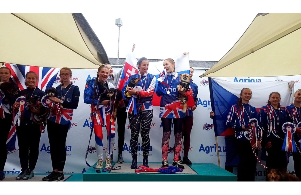 FOTO: Členky handlovského kynologického klubu boli na majstrovstvách sveta, foto 2