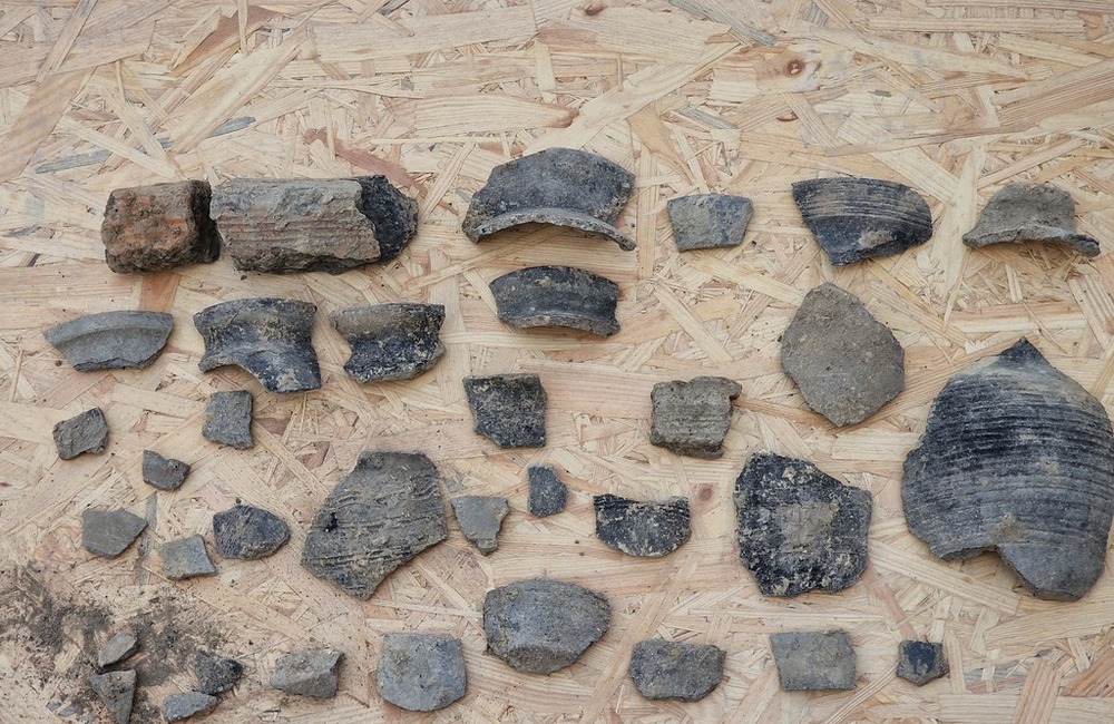 FOTO: Draškovičov kaštieľ sa stal náleziskom vzácnych artefaktov, foto 6