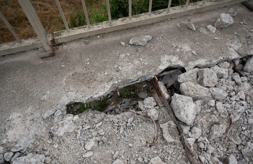 FOTO: Práce na trenčianskej „panelke“ sa predĺžia o 1 rok, foto 3