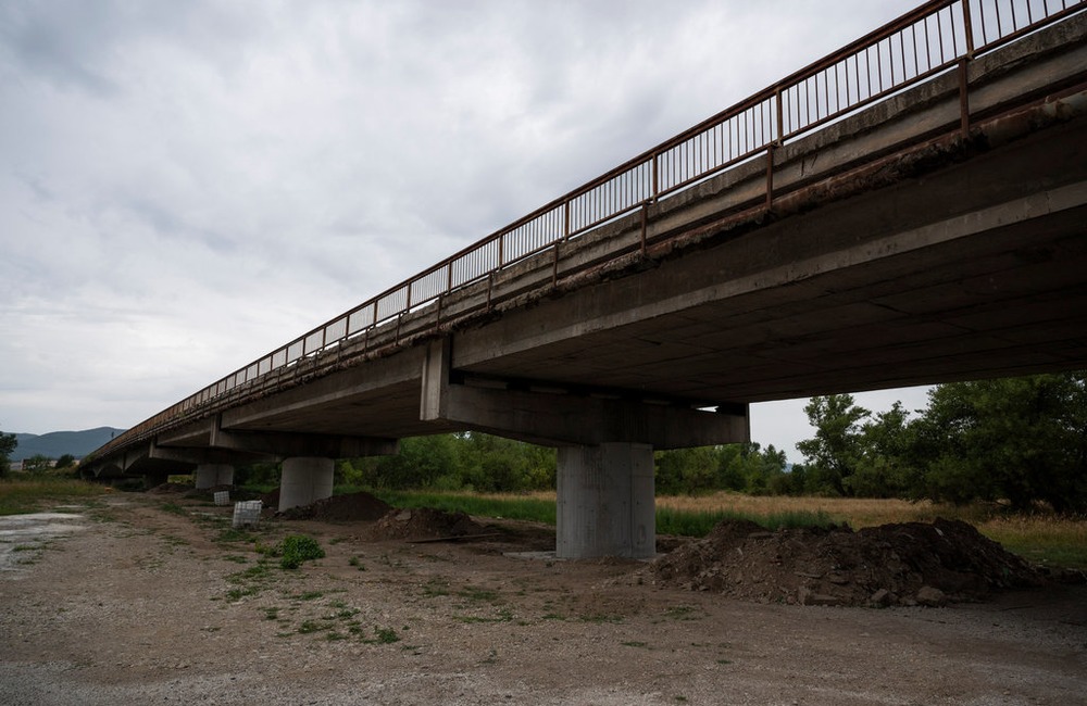 FOTO: Práce na trenčianskej „panelke“ sa predĺžia o 1 rok, foto 22