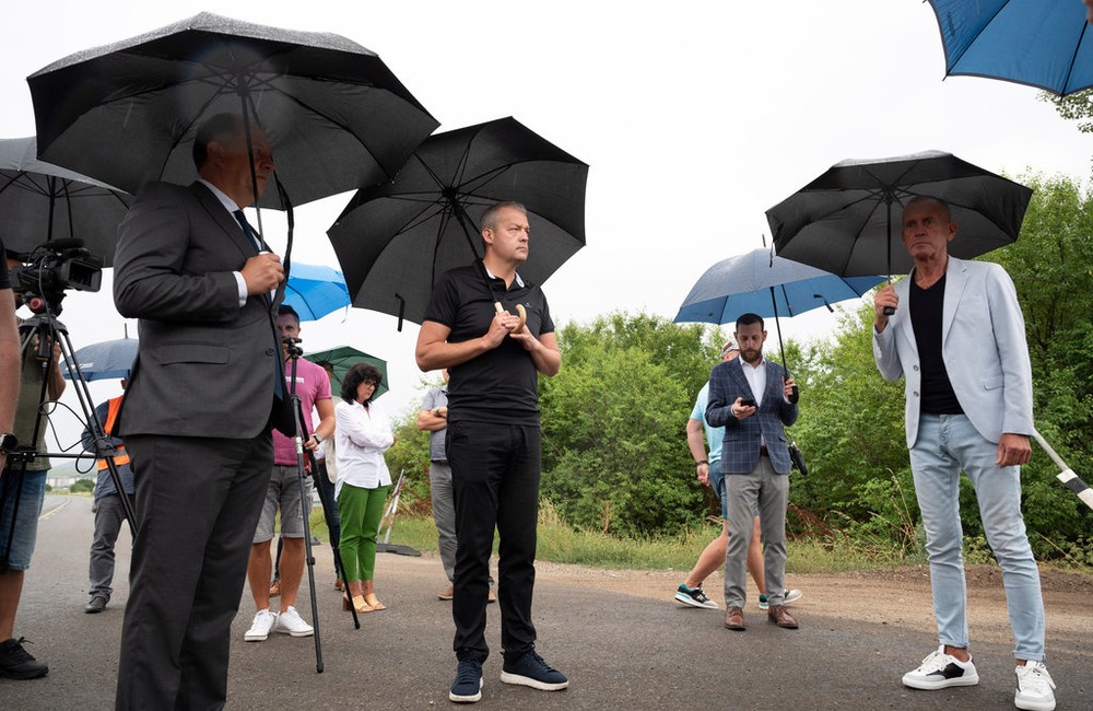 FOTO: Práce na trenčianskej „panelke“ sa predĺžia o 1 rok, foto 35