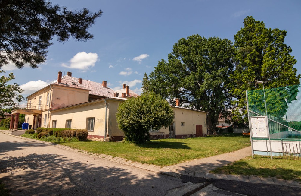 FOTO: Strom v obci Melčice - Lieskové, foto 5