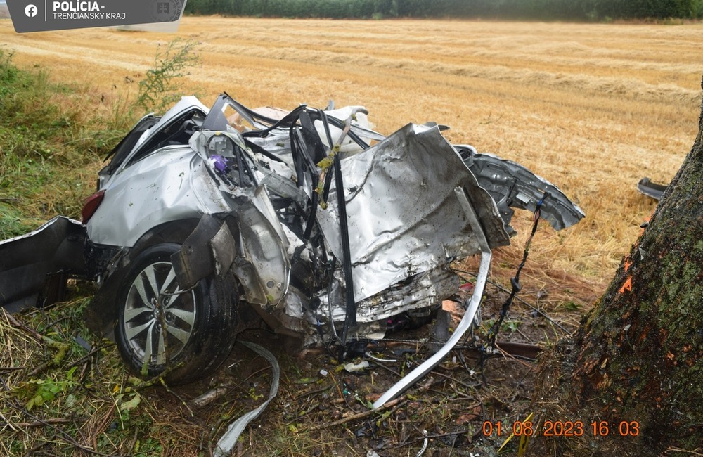 FOTO: Nehoda pri Novom Meste nad Váhom, foto 3