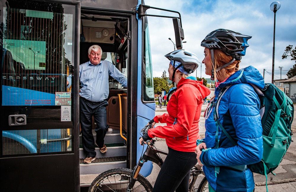 FOTO: Cyklobusy skrátia cestu z Trenčína až do Bánoviec, foto 4