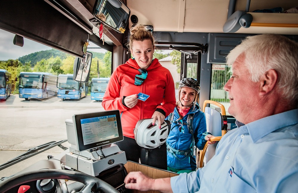 FOTO: Cyklobusy skrátia cestu z Trenčína až do Bánoviec, foto 8
