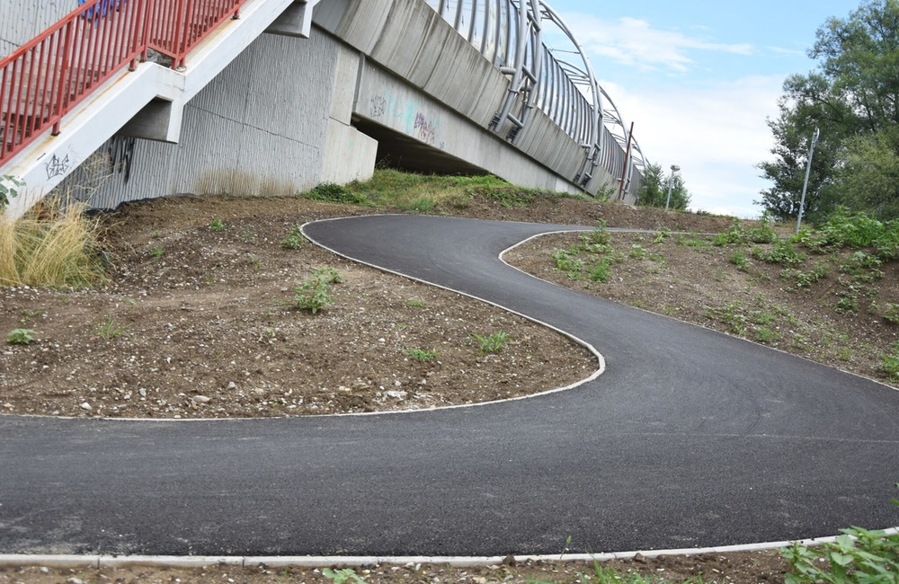 FOTO: Práce na novej trenčianskej cyklotrase sú hotové, foto 3
