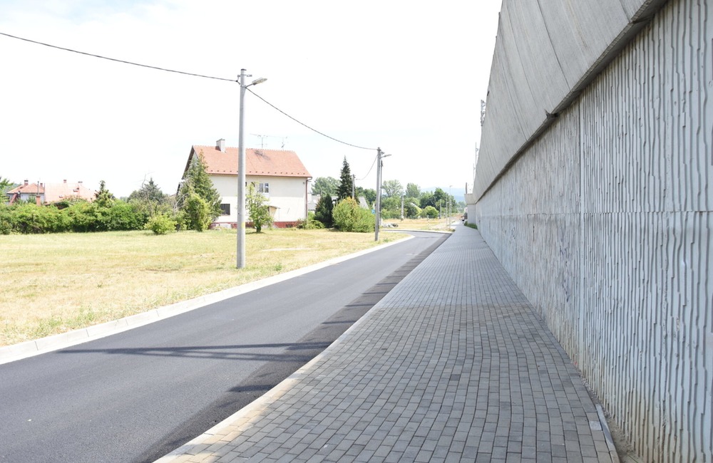 FOTO: Práce na novej trenčianskej cyklotrase sú hotové, foto 5