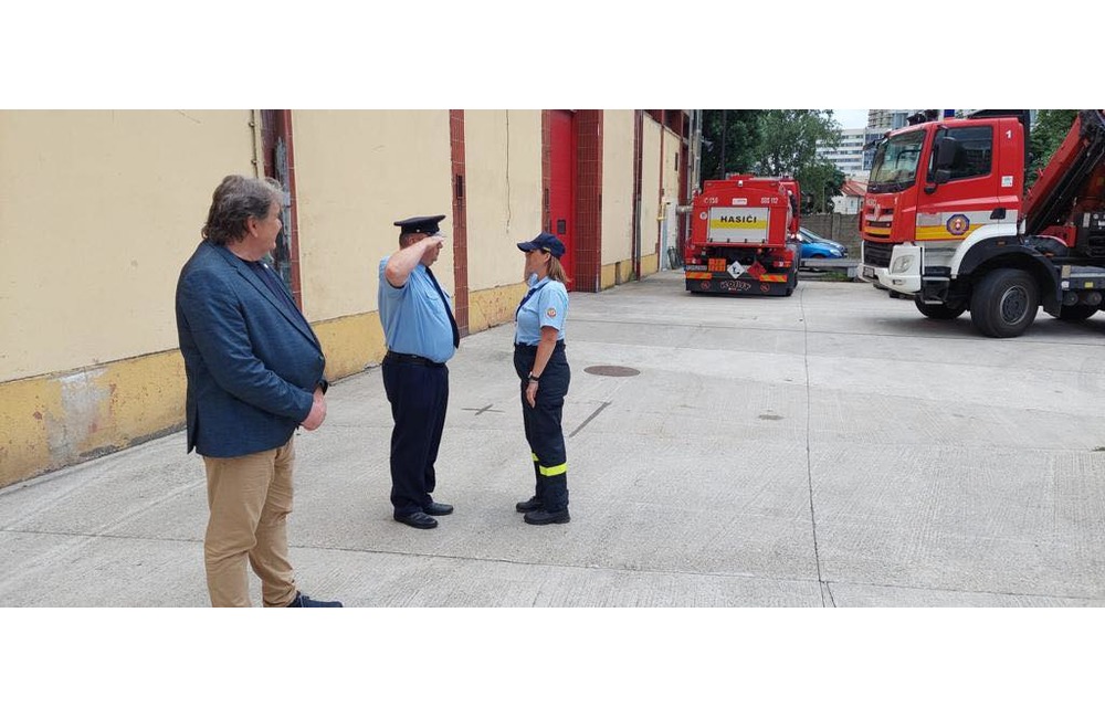 FOTO: Desať slovenských hasičov sa vrátilo z Grécka, foto 2