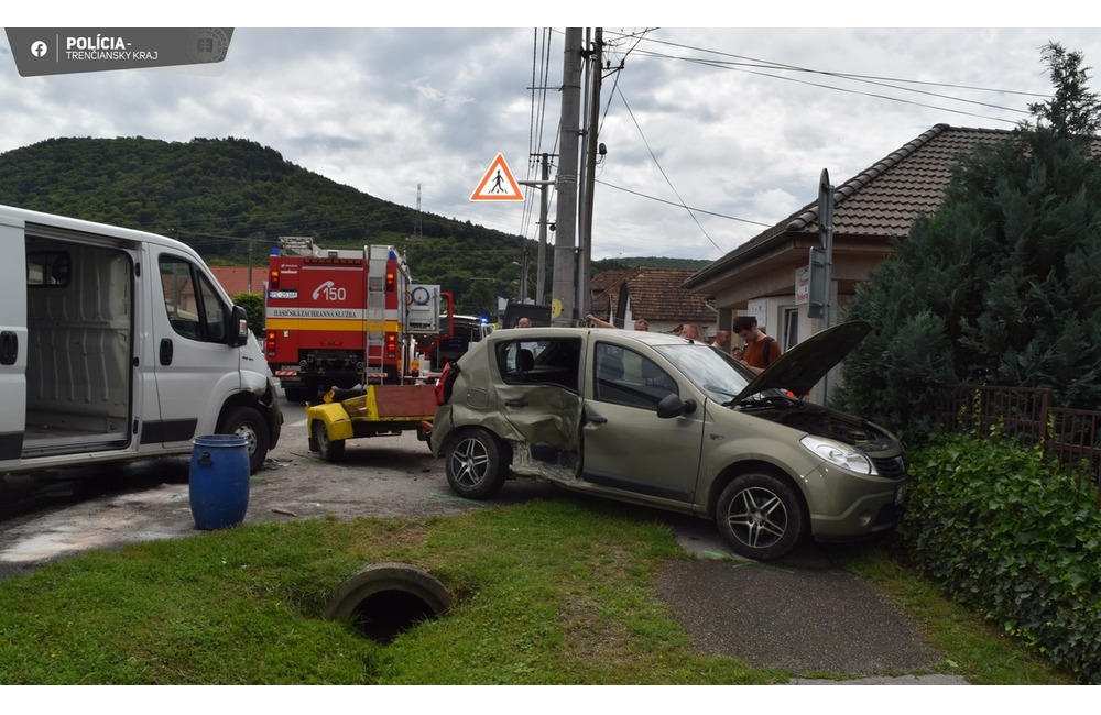 FOTO: Dopravná nehoda pri Partizánskom, foto 6