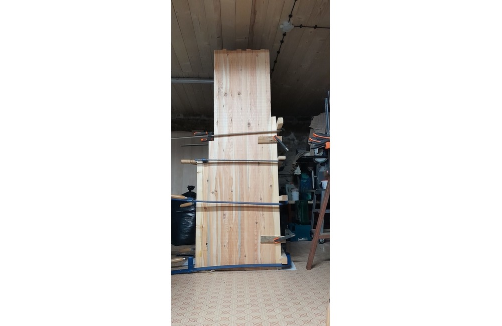 FOTO: Dvojmetrové postavičky strážia ihrisko pod diaľnicou. Takto vyzeral príchod Pata a Mata na svet, foto 10