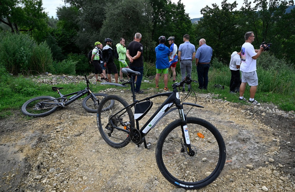 FOTO: Nový cyklomost spojí najväčšiu obec v kraji s Lednickou dolinou, foto 20