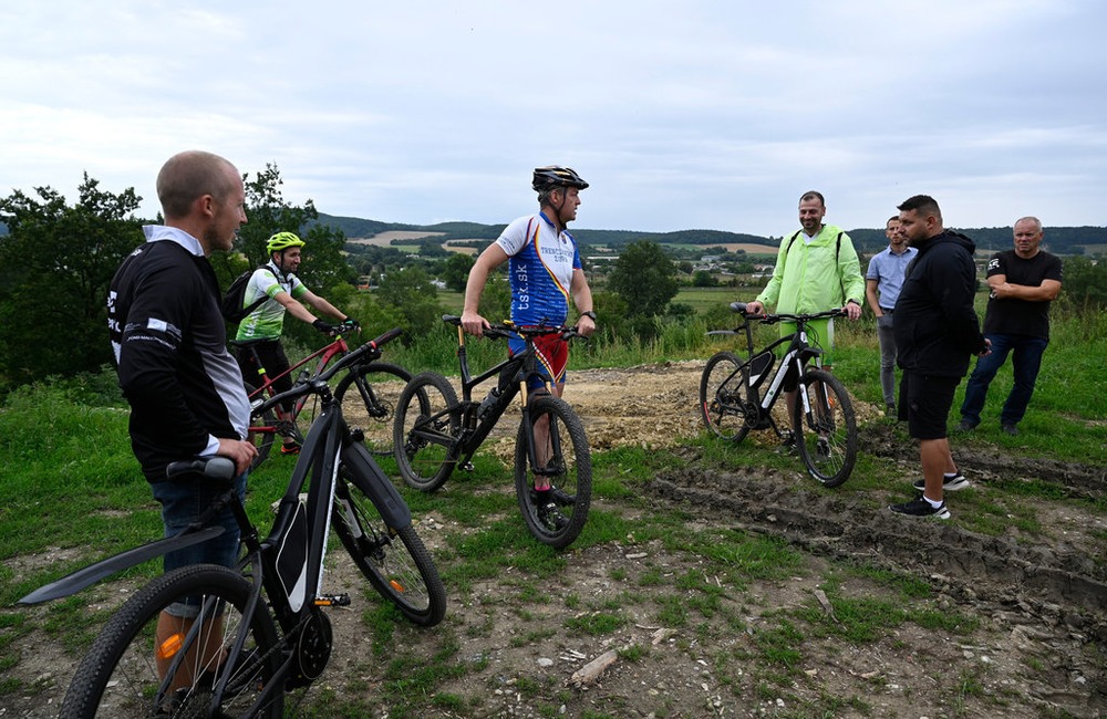 FOTO: Nový cyklomost spojí najväčšiu obec v kraji s Lednickou dolinou, foto 23