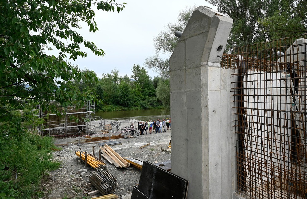 FOTO: Nový cyklomost spojí najväčšiu obec v kraji s Lednickou dolinou, foto 39