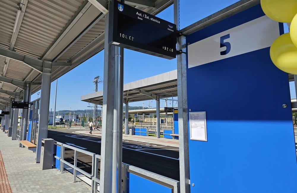 FOTO: Zábery pred a po modernizácii púchovskej autobusovej stanice, foto 24