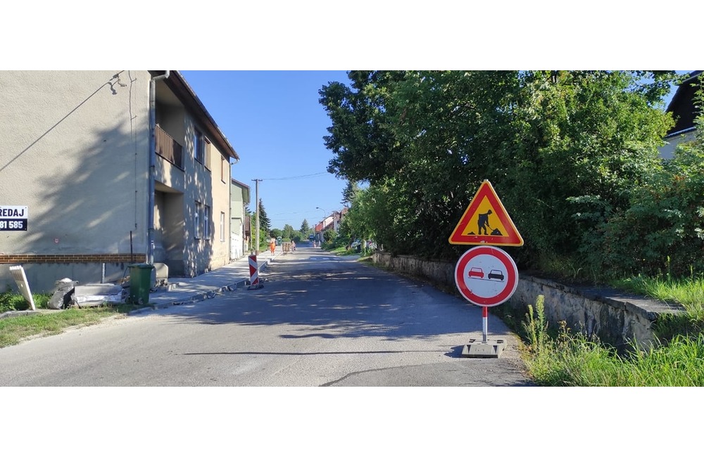 FOTO: Rekonštrukcia cesty v Brezovej pod Bradlom, foto 4
