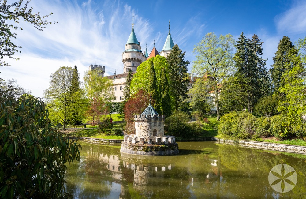 FOTO: Top hradom v Trenčianskom kraji sa stal Bojnický zámok, foto 1