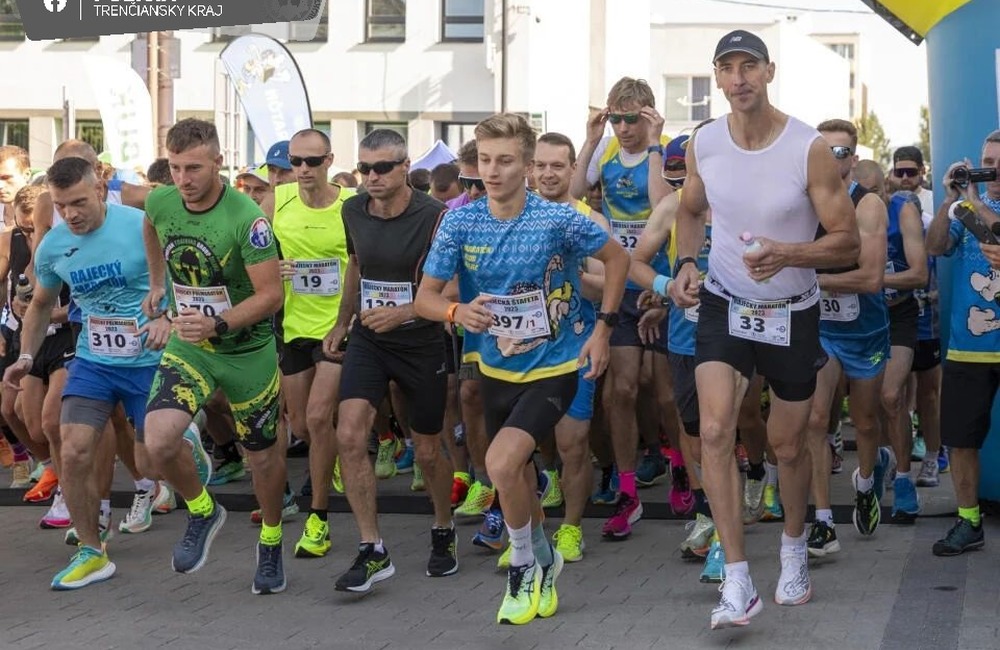 FOTO: Dubnický policajt vyhral zlatú medailu v Rajeckom maratóne, foto 5