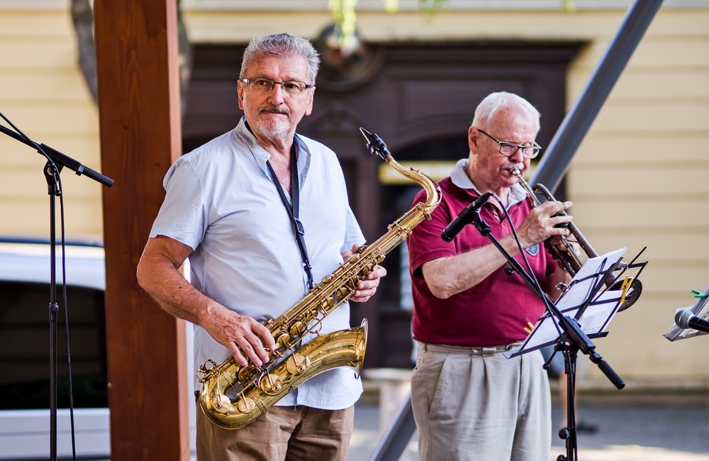FOTO: Nedeľa na Mierovom námestí v Trenčíne patrila skvelým jazzovým muzikantom, foto 19