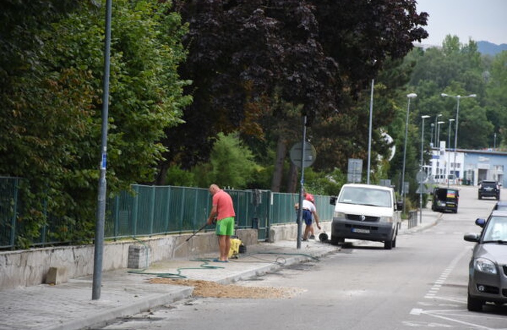 FOTO: Rekonštrukcia trenčianskych chodníkov, foto 5