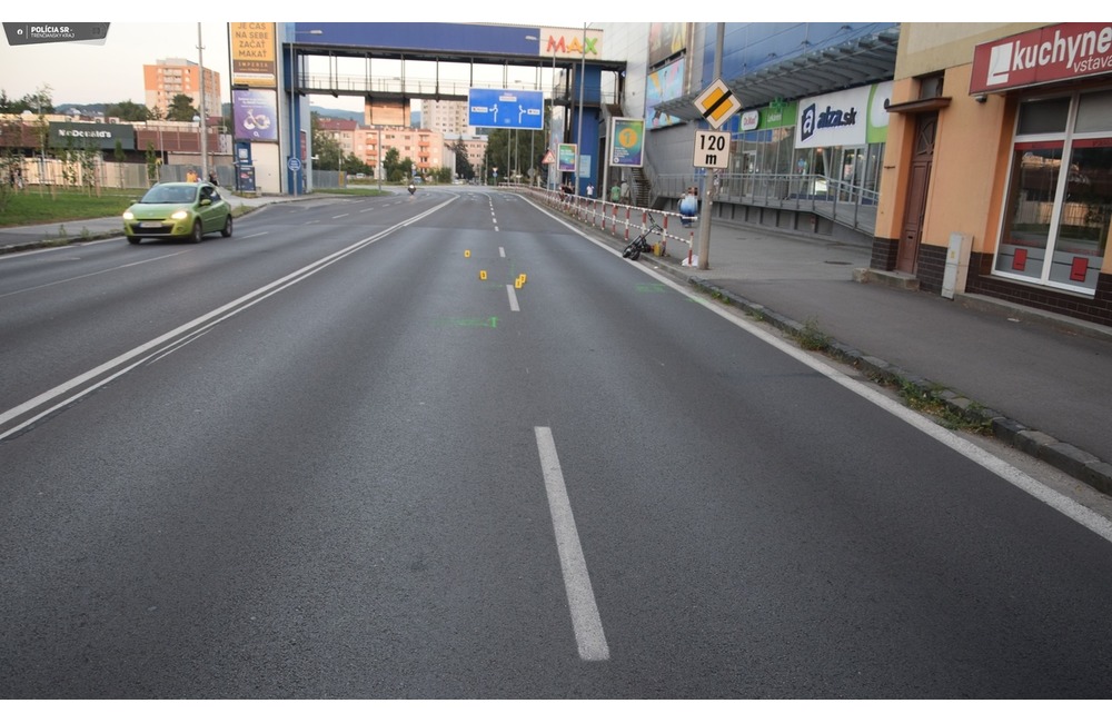 FOTO: Alkoholom potužený kolobežkár zrazil chodkyňu. Zrážka mala fatálne následky, foto 4