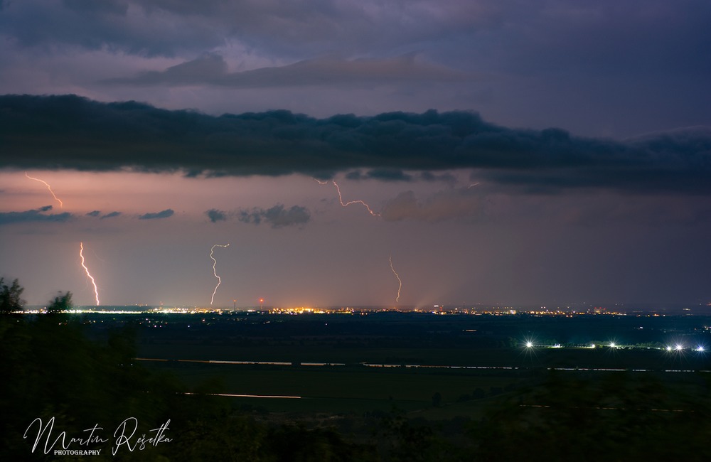FOTO: Zábery bleskov v noci z 28. na 29. augusta 2023, foto 4