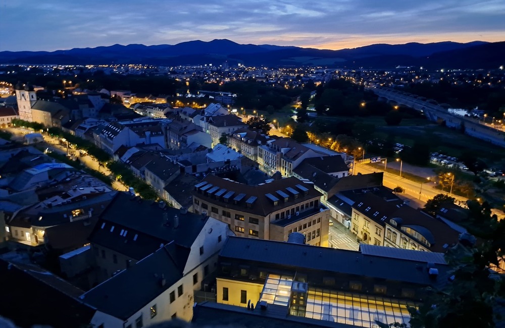 FOTO: Nočná prehliadka Trenčianskeho hradu s baterkou v ruke, foto 12
