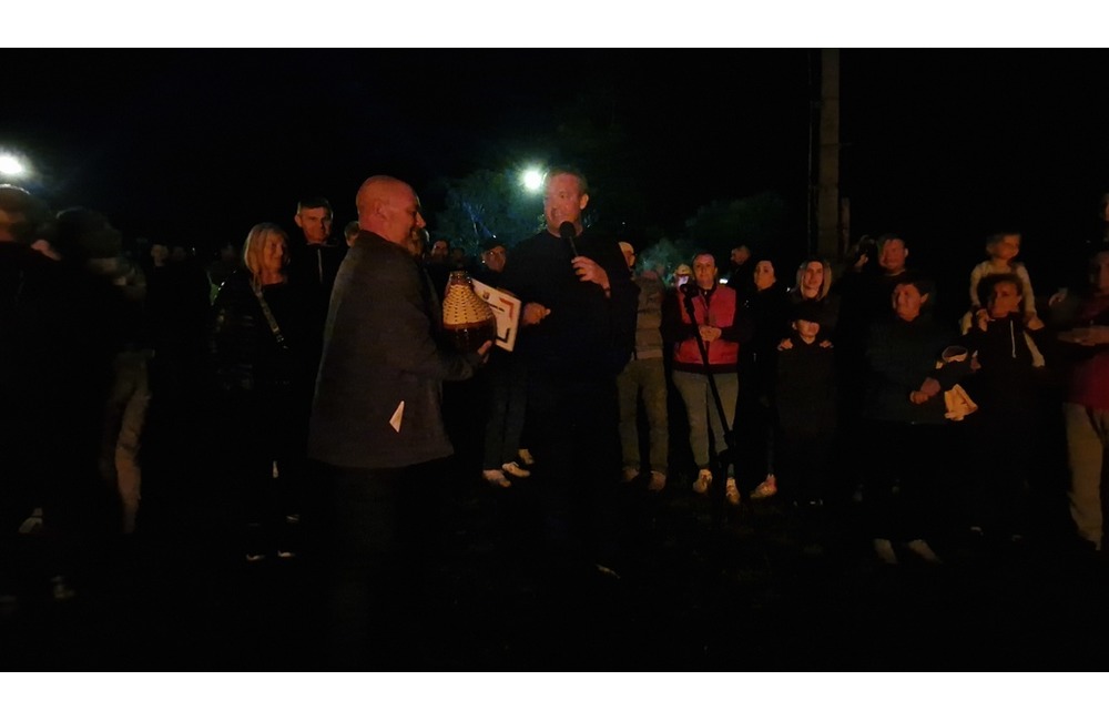 FOTO: Partizánska vatra v obci Cigeľ, foto 2
