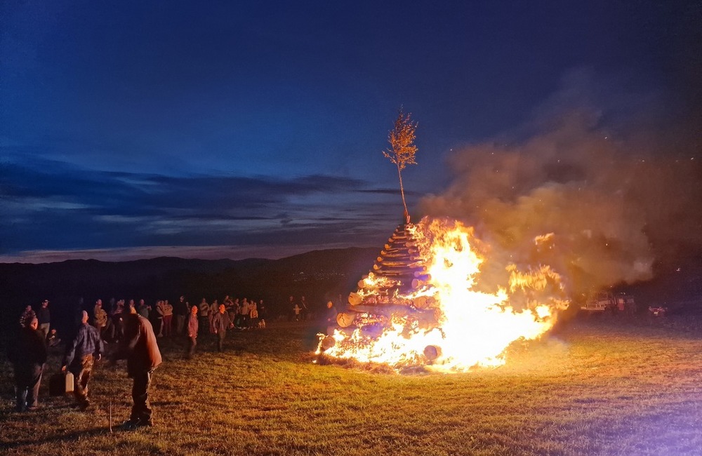FOTO: Partizánska vatra v obci Cigeľ, foto 5