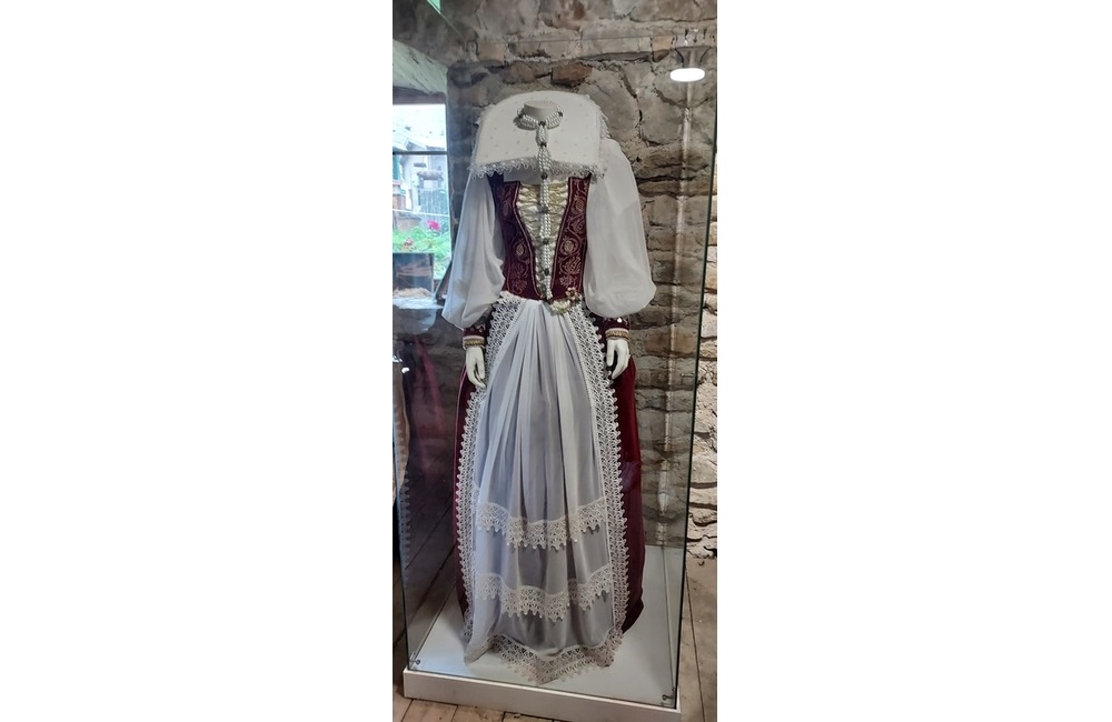 FOTO: Krvavá grófka stále priťahuje pozornosť. Zaujímajú sa o ňu aj v Austrálii, foto 5