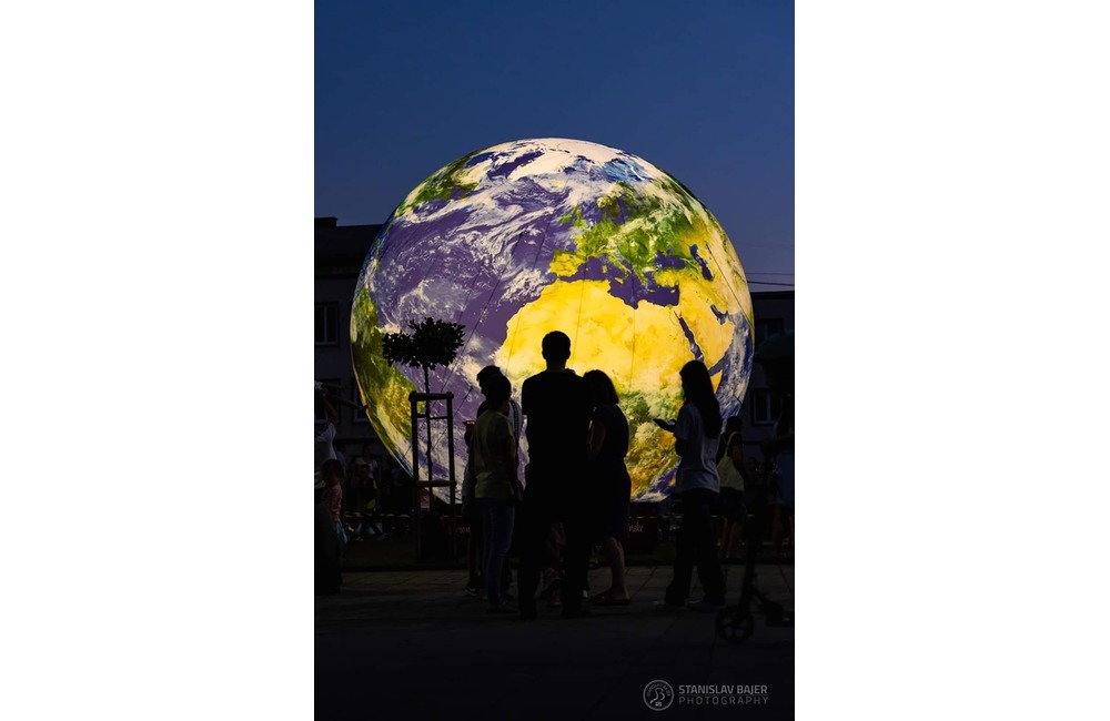 FOTO: Modely planét na námestí v Partizánskom, foto 13